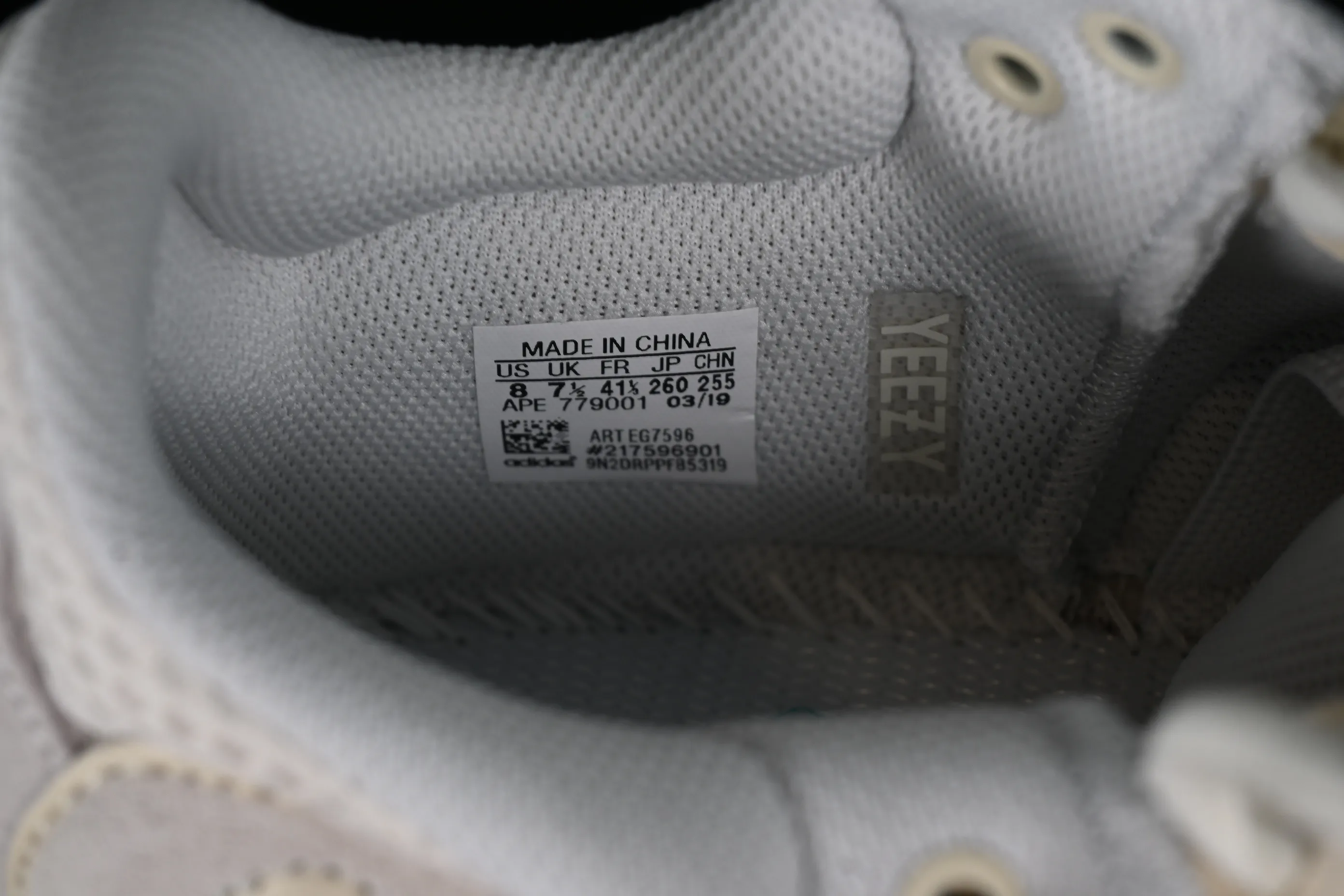All Categories Ad Yeezy Coconut Series G Version Ad Yeezy Boost 700 "Analog" EG7596 Kanye Coconut 700 3M Reflective Running Shoes